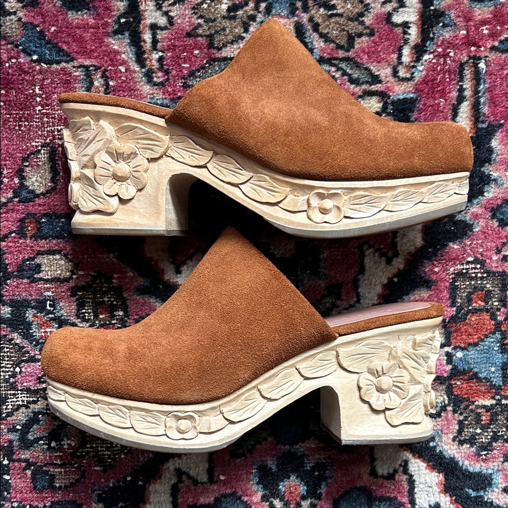 SOLD/Rachel Comey Carved Bose Clog Brown Suede 6.5